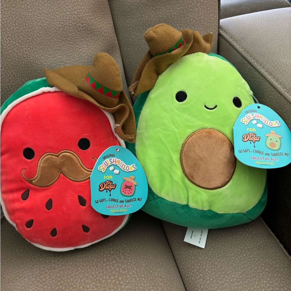 NWT Squishmallows 8” Red Watermelon 🍉 & Green Avocado 🥑 w/Sombreros Plush Set